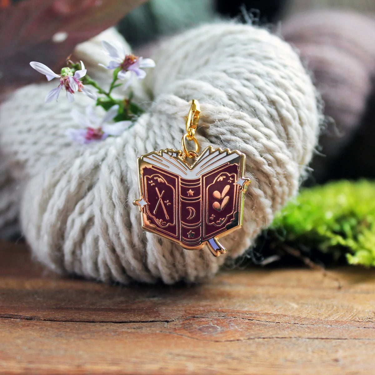 Twill + Print The Grimoire of Stitchcraft Progress Keeper / Stitch Marker