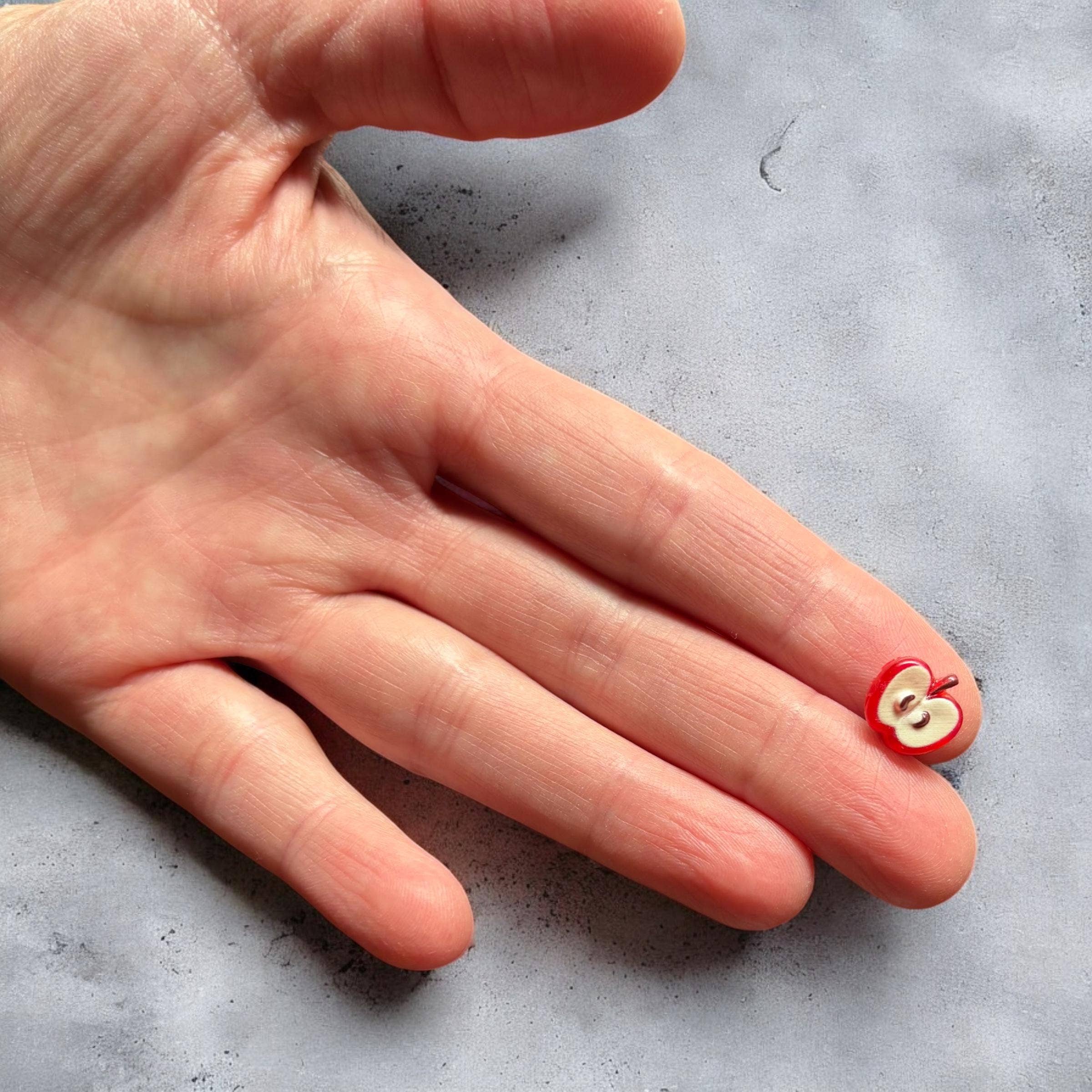 Apple Needle Minder
