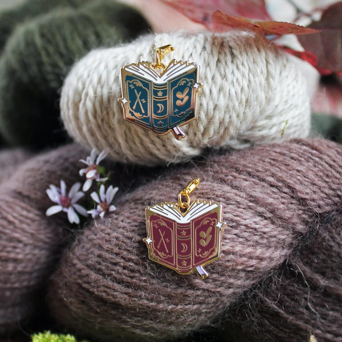 Twill + Print The Grimoire of Stitchcraft Progress Keeper / Stitch Marker