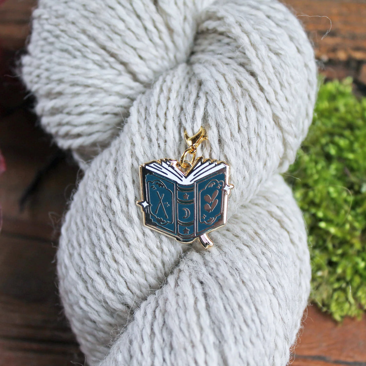 Twill + Print The Grimoire of Stitchcraft Progress Keeper / Stitch Marker