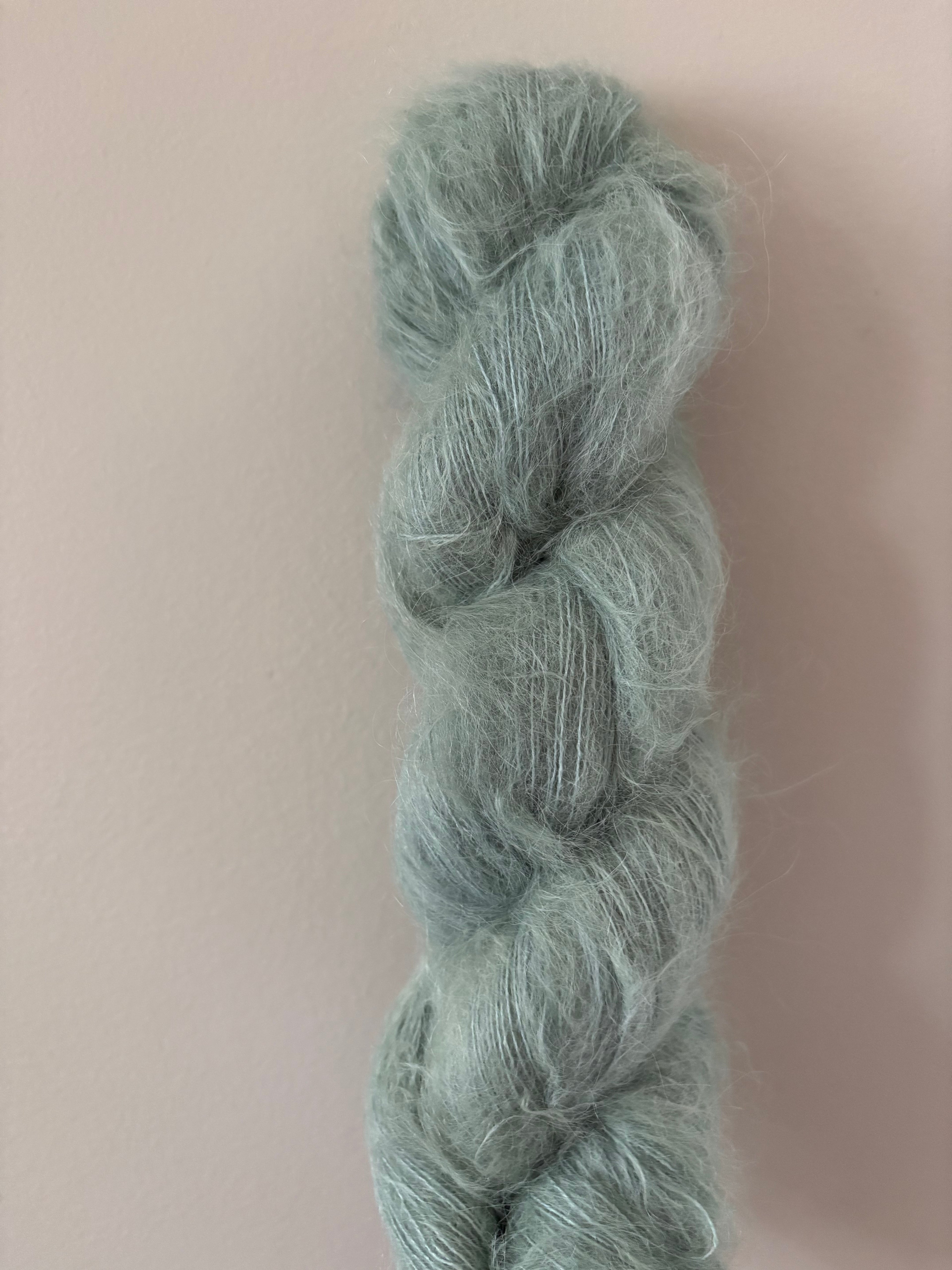 Bulldog x Bramble Halo Hound