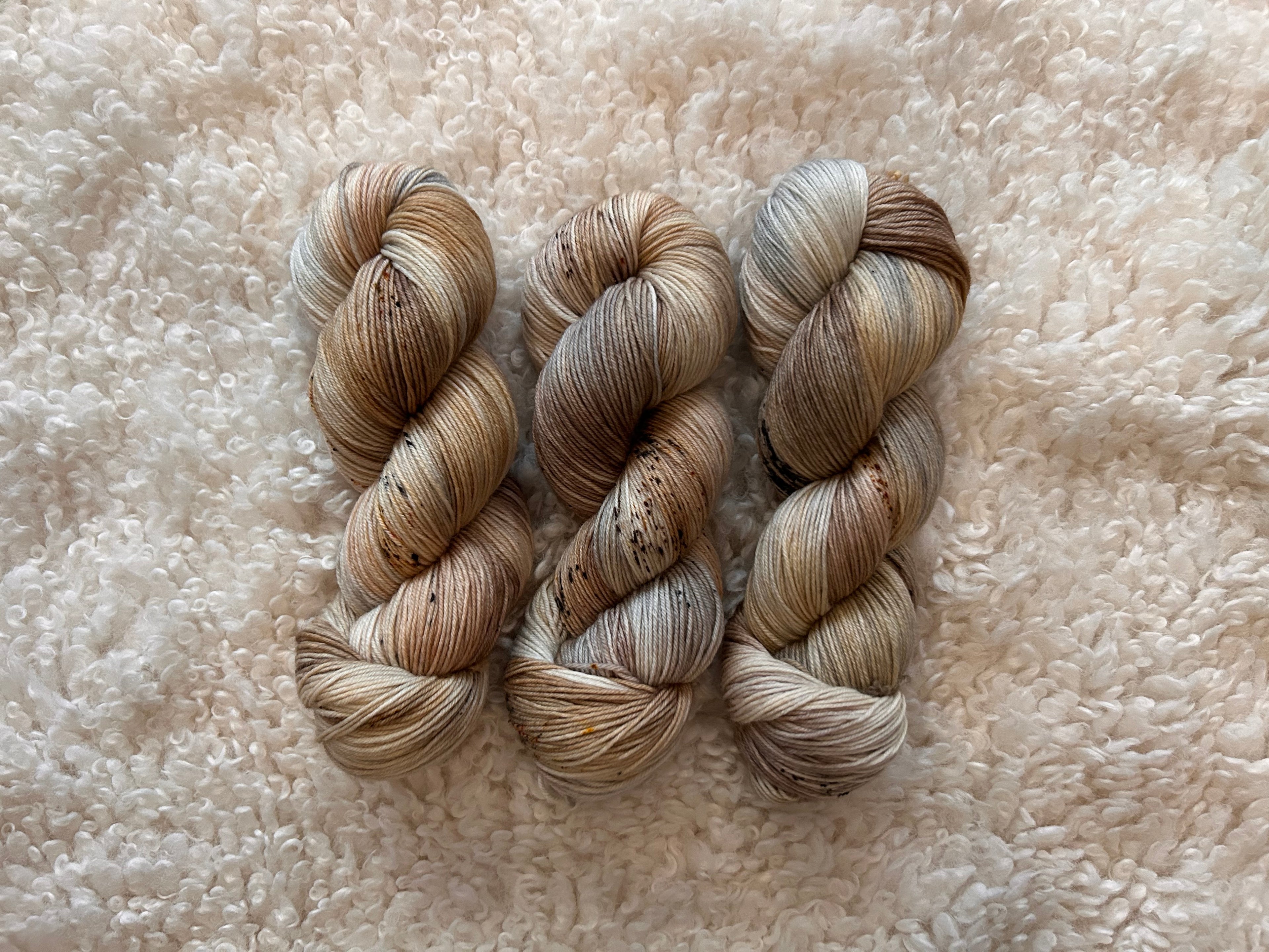 Bulldog x Bramble Four-Legged 4ply