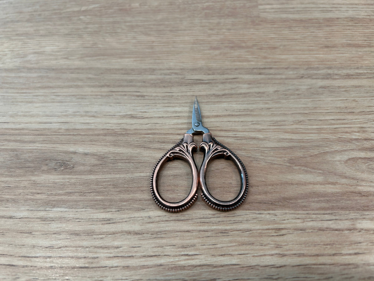 Teeny Snips