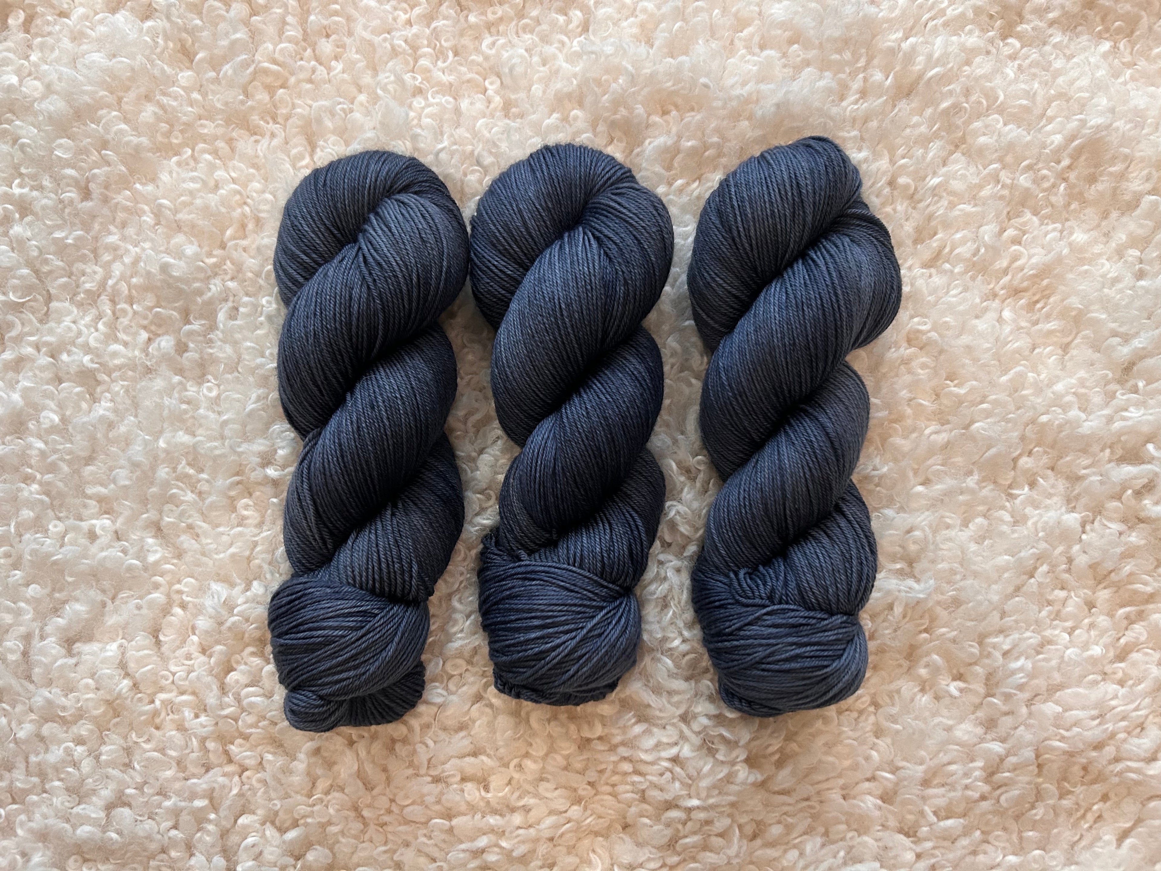 Bulldog x Bramble Four-Legged 4ply
