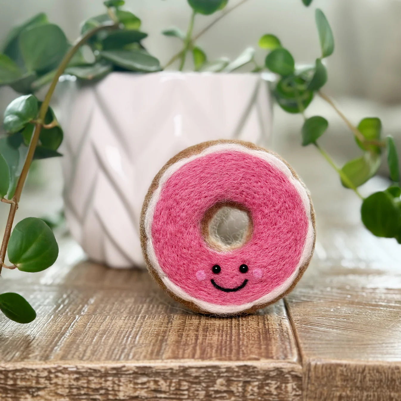 Feltie Kit - Pink Glazed Donut