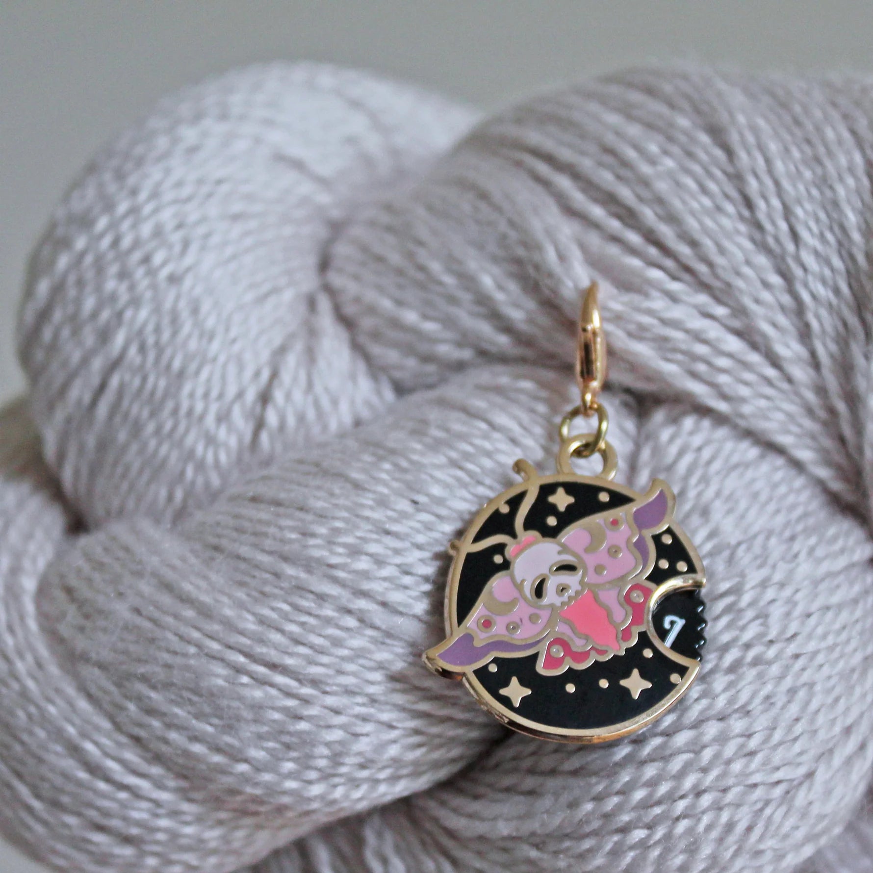 Twill + Print Witchy Moth Mini Row Counter Progress Keeper