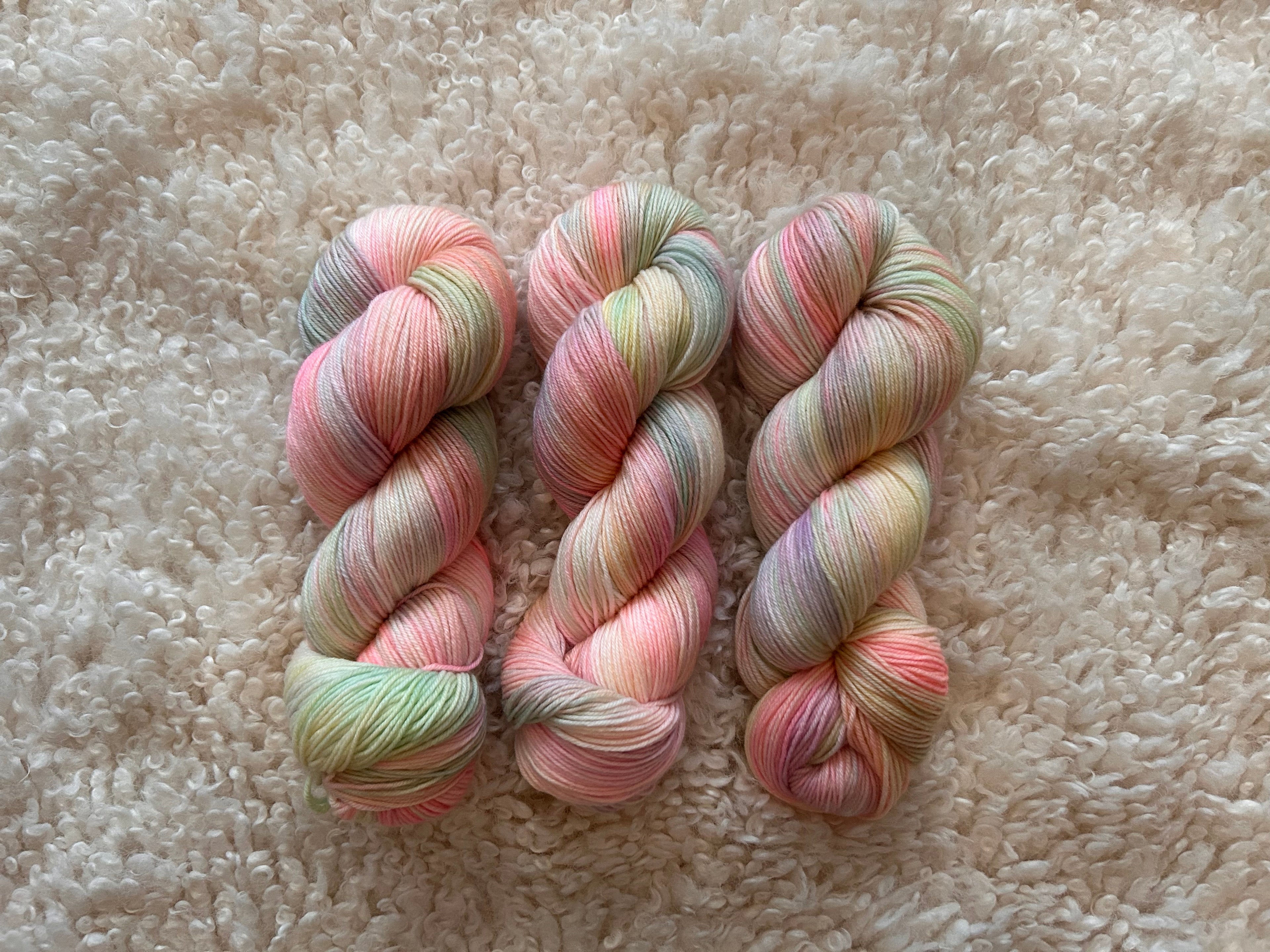 Bulldog x Bramble Four-Legged 4ply