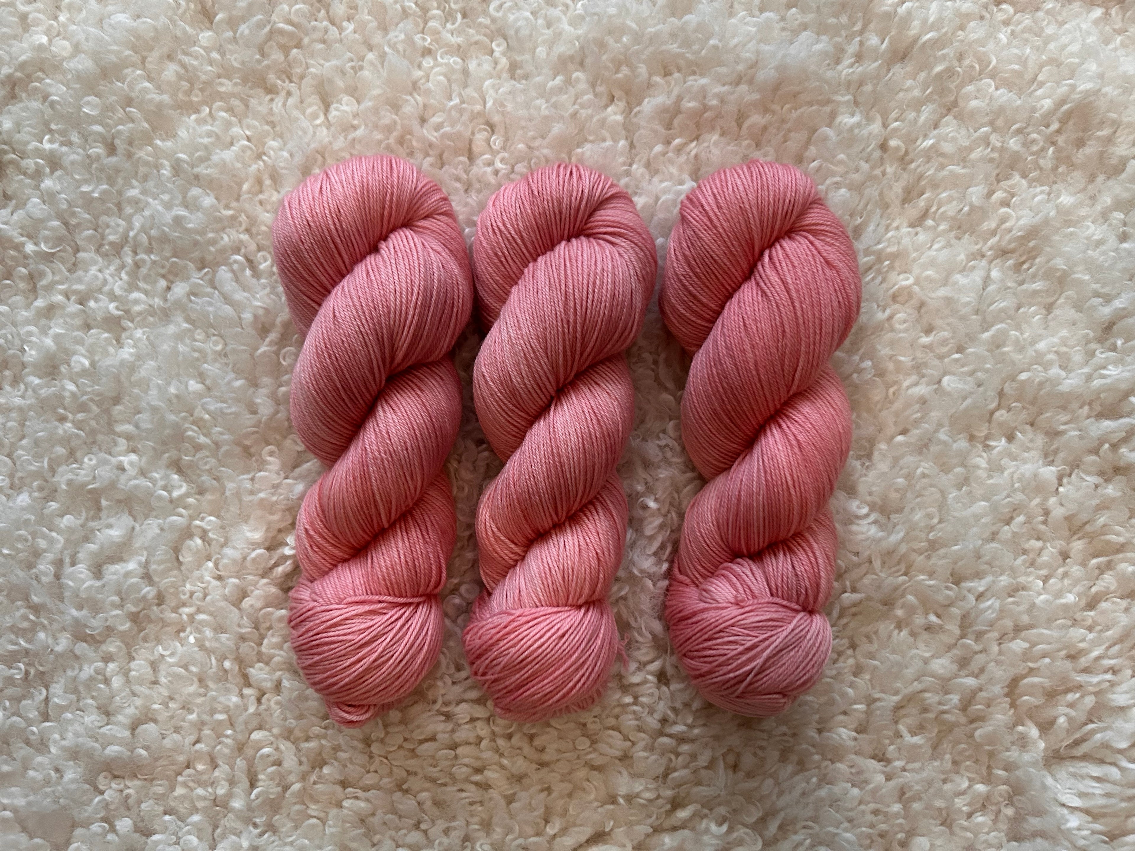 Bulldog x Bramble Four-Legged 4ply